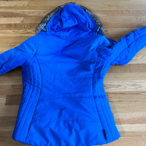 Obermeyer ski jacket size 6 women’s bomber style - Picture 4 of 9
